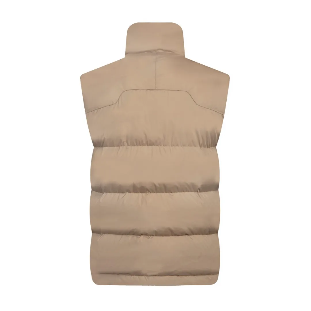 P460 White background picture [Popular in winter] Style number: 25118# Color: Black/Navy/Apricot/Sand Brown Size: S-XL - Ralph Lauren/Ralph Lauren 2025FW Popular winter items stand-up collar multi-zip three-proof GorHam vest down vest - 0.15 grid nylon coating on the face for light three-proof built-in 360T anti-drilling velvet coated gallbladder - corn tooth high-quality resin zipper Five large and small partition zippers on the whole body. Separate mold opening - original mold opening with originality. Full set of customized accessories. 100% detail processing - RL Ralph Lauren classic best-selling small label down vest. Best-selling offline in North America and out of stock all year round. Black and blue basic two-color. 25 new with apricot brown two-color. Simple and versatile. Double internal and external zippers. Very practical. Elastic elastic cord at the hem. Free elastic adjustment. 350 grams of zoned down filling. Warm and comfortable. Warm for winter.